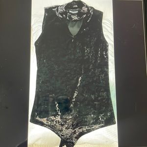 Black velvet keyhole bodysuit